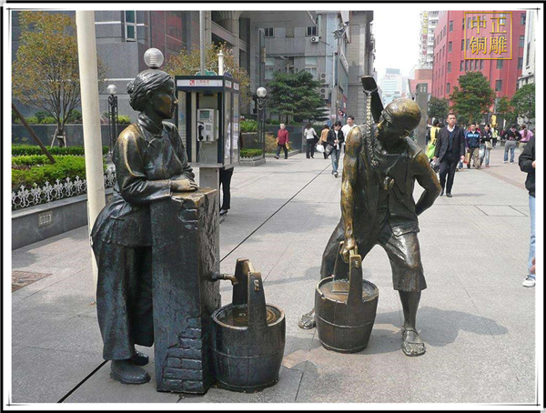 商业街民俗雕塑.jpg