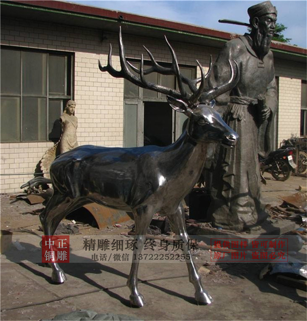 不锈钢雕塑鹿.jpg 不锈钢雕塑鹿.jpg