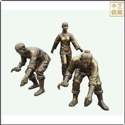 带底座一家四口游玩人物雕塑