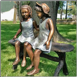 园林小女孩聊天雕塑